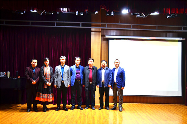 2017042614335511.jpg 河南大学音乐学博士陈文革前来公司讲学